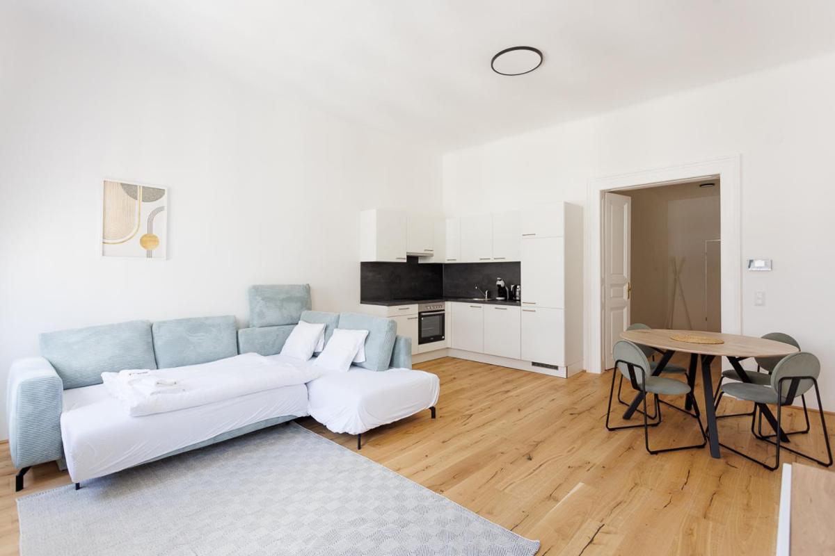 4Ty3 Apartments - Stadtpark City Apartment Is Calling Βιέννη Εξωτερικό φωτογραφία